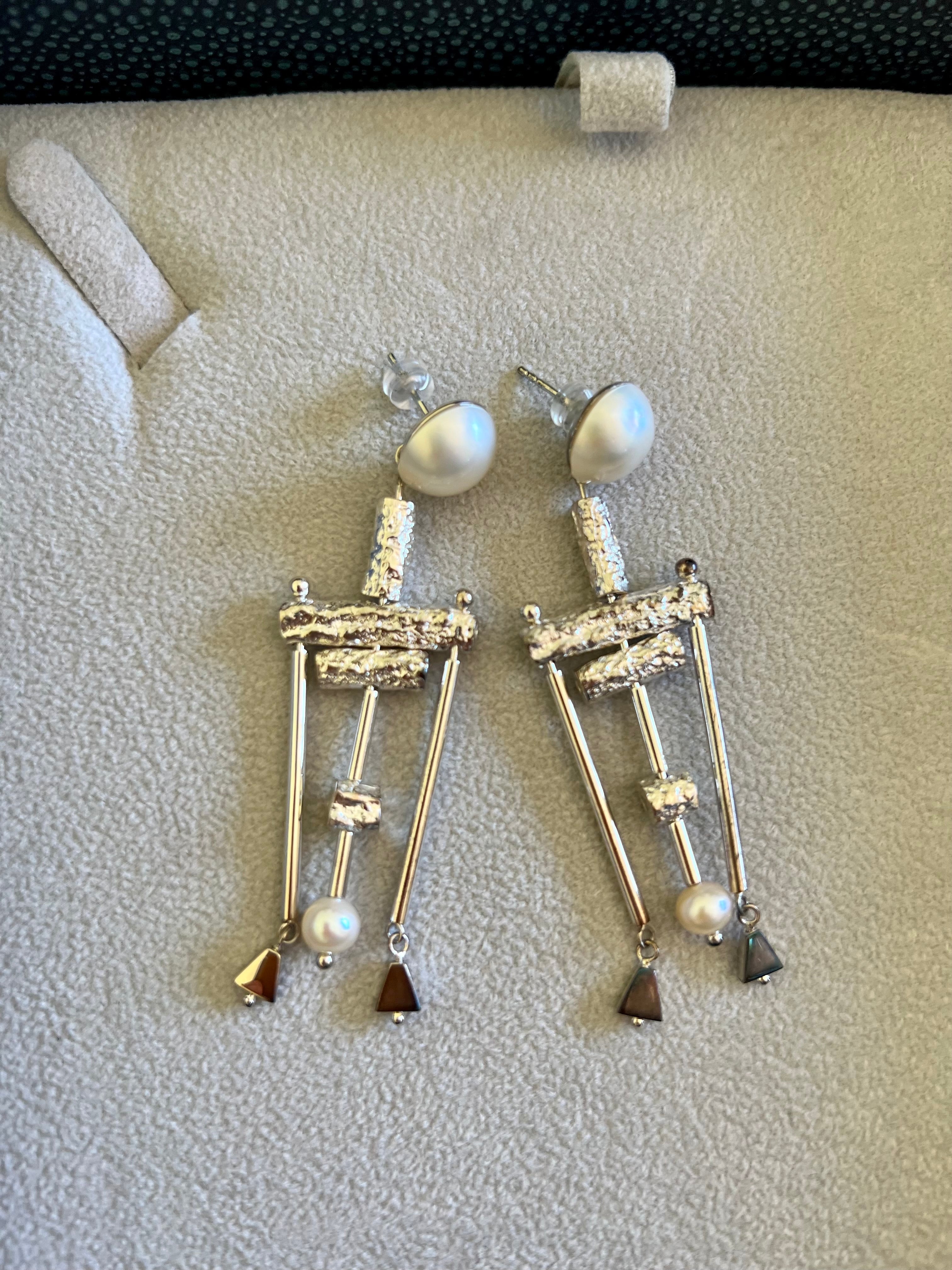Pre-loved Lucy Folk Talking Heads Earrings
