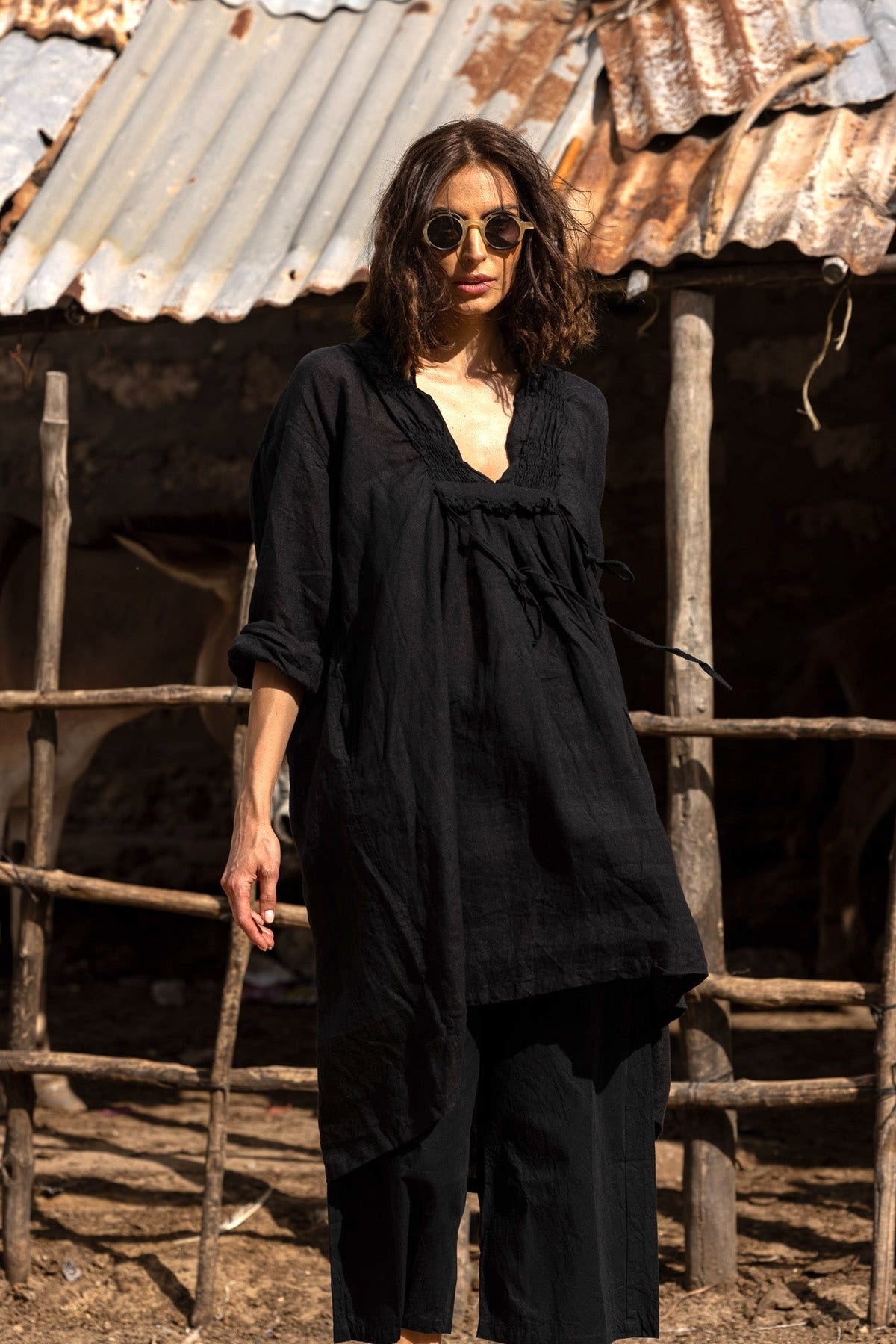 Nzuri Tunic - Linen - Black